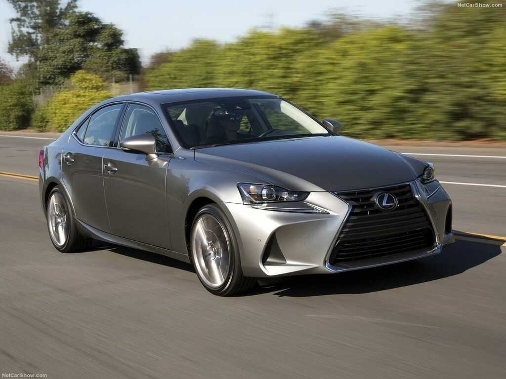 Lexus IS